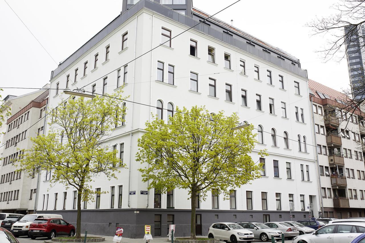 Gardeneden Apartments Wenen Buitenkant foto